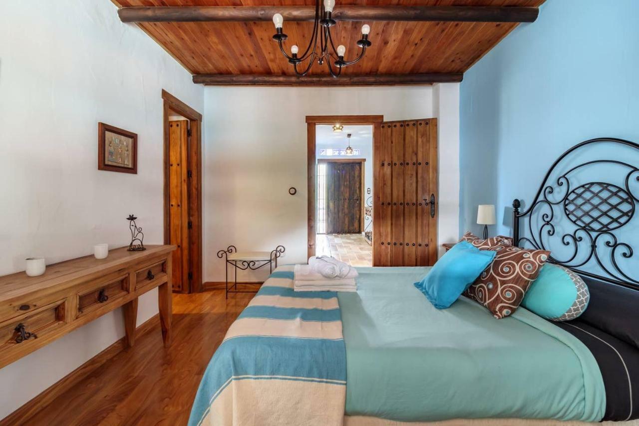 Encantadora Casa Con Piscina Privada Y Chimenea Эль-Падуль Экстерьер фото