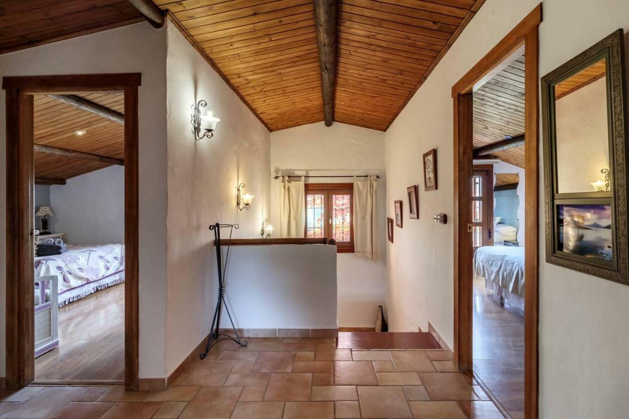 Encantadora Casa Con Piscina Privada Y Chimenea Эль-Падуль Экстерьер фото