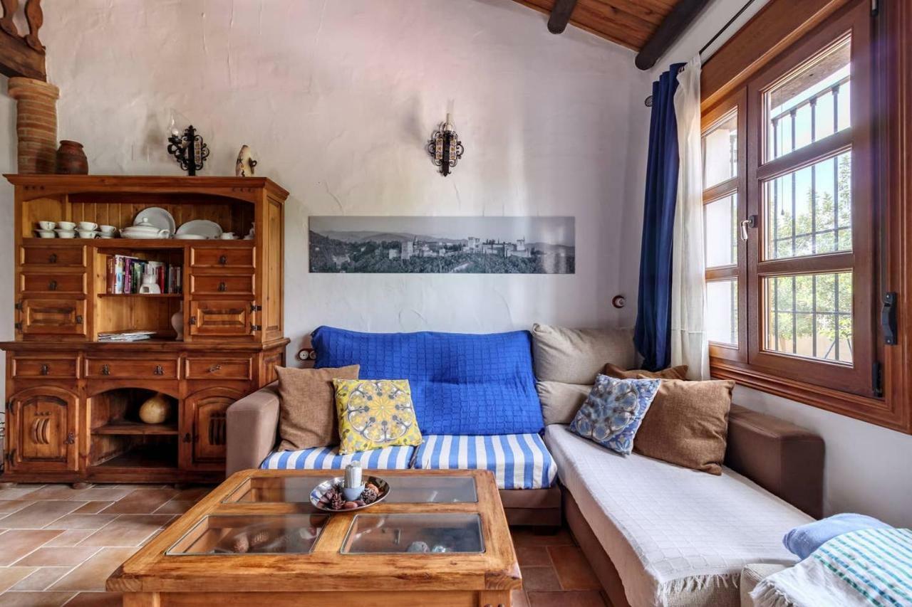 Encantadora Casa Con Piscina Privada Y Chimenea Эль-Падуль Экстерьер фото